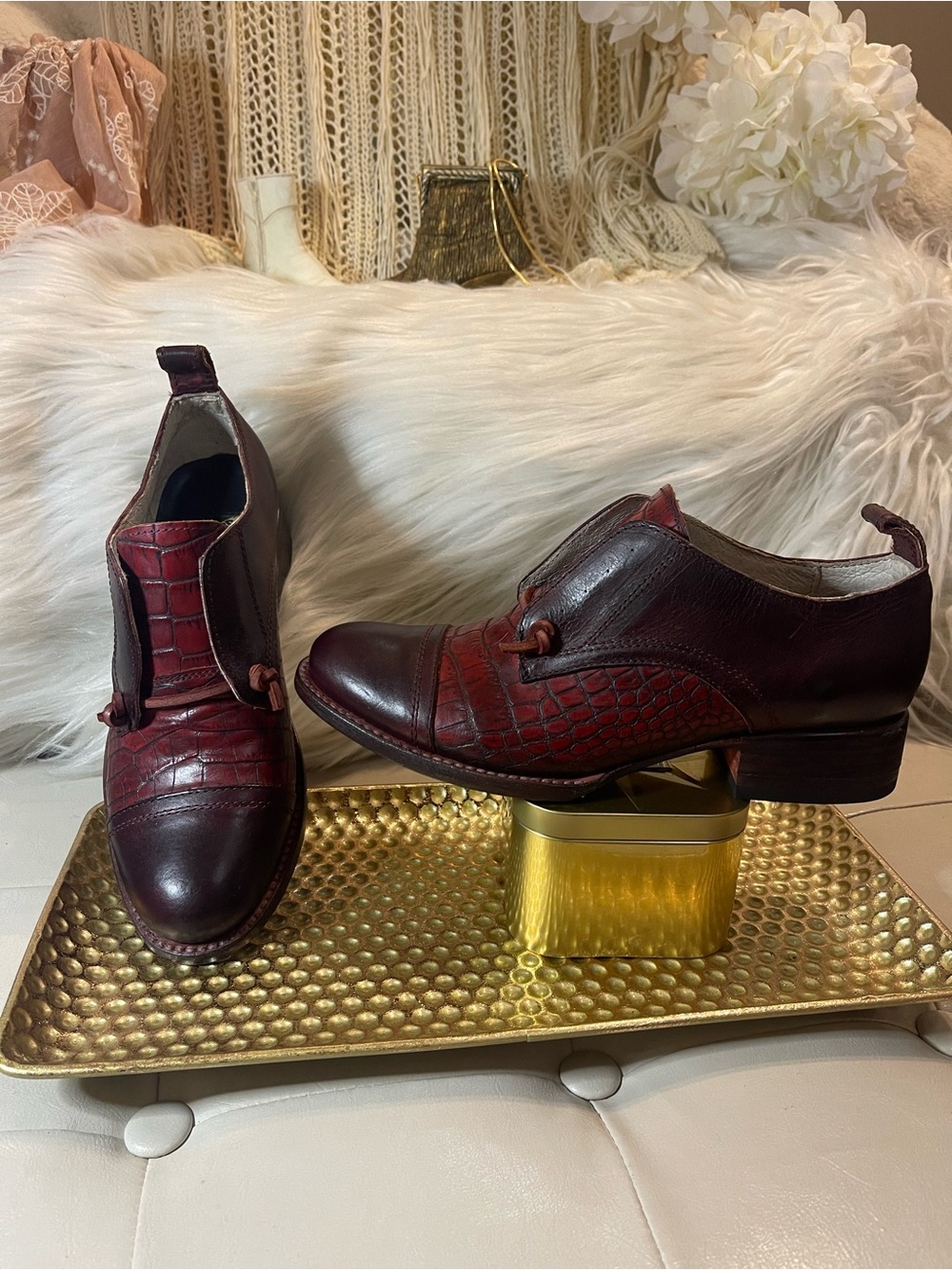 Freebird by Steven NWOT “Mabel” Leather Oxfords in Red Wine Multi Croco